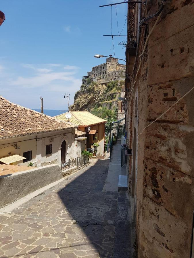 B&B Il Vicolo Di Pizzo Екстериор снимка